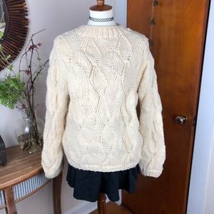 HANDMADE Chunky Sweater Cream Size Medium